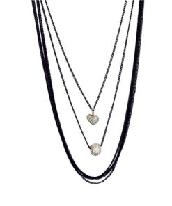 Collana con più fili
